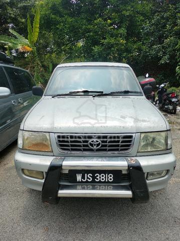 2001 Toyota UNSER 1.8 GLI FACELIFT (A) - 2