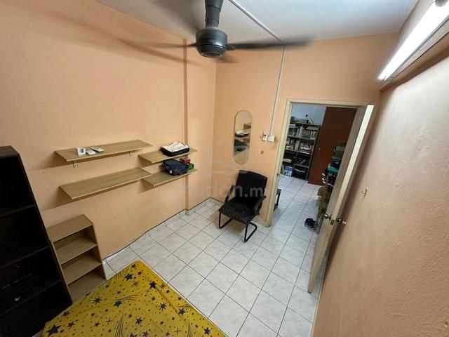 Pelangi Damansara Block F Single Executive Room 1