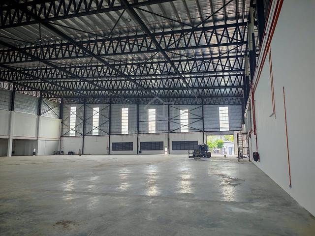 Detached Warehouse bu 57ksf with Power 500amps Kota Kemuning Shah Alam 1