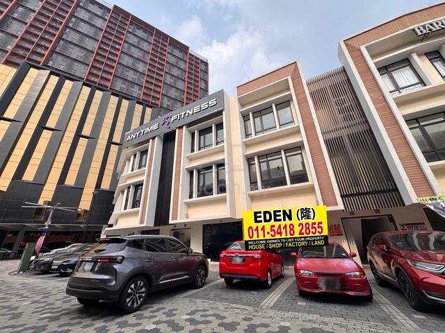 Main Road 🔥 Ipoh Piccadilly Greentown New Shoplot (With Lift) 1