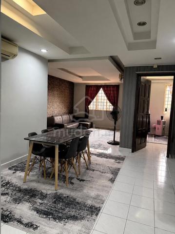 Persiaran Tanjung Apartment 1