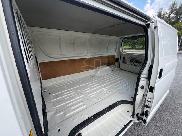 2014 Toyota HIACE 2.5 FACELIFT (M) *TIPTOP/ 1OWNER - 4
