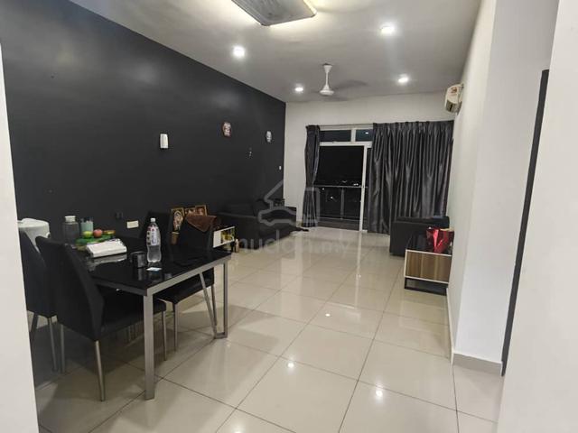 M Condominium @ Larkin 1