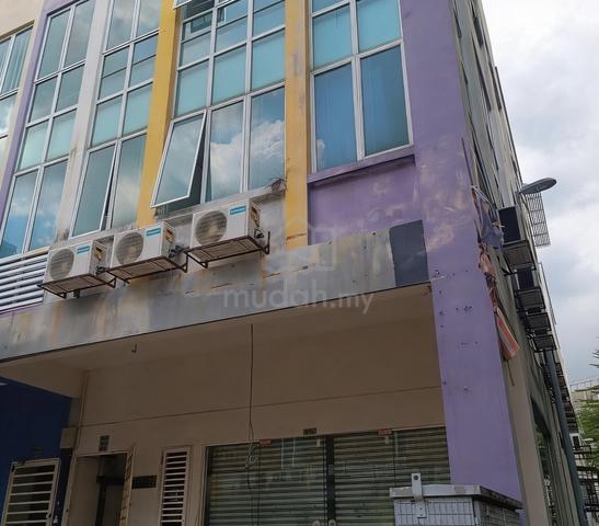 Signature Park, ENDLOT , GROUND FLOOR, Kota Damansara, Below market 1