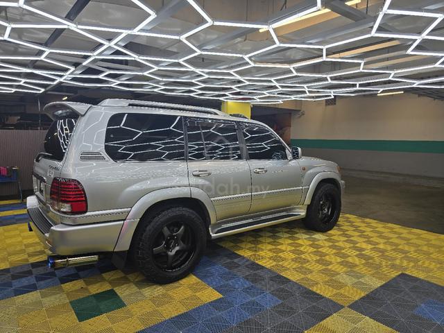 Toyota LANDCRUISER 4.7 CYGNUS UZJ100 (A) - 4