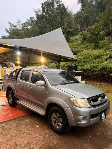 2009 Toyota HILUX 2.5 G DUAL CAB (M) - 1
