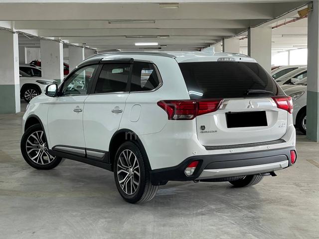2019 Mitsubishi OUTLANDER 2.0 4WD WITH WARRANTY - 2