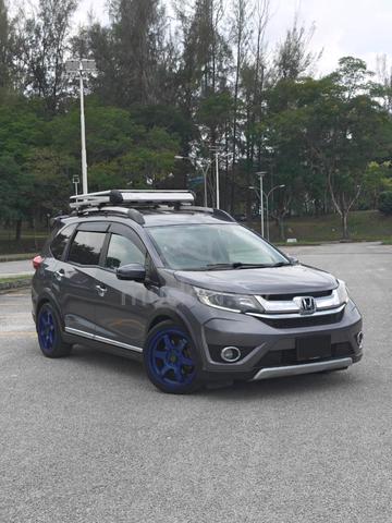Honda BR-V 1.5 V | Spacious Family Car & Stylish - 1