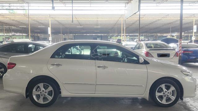 2013 Toyota COROLLA ALTIS 1.8 G (A) FACELIFT - 5