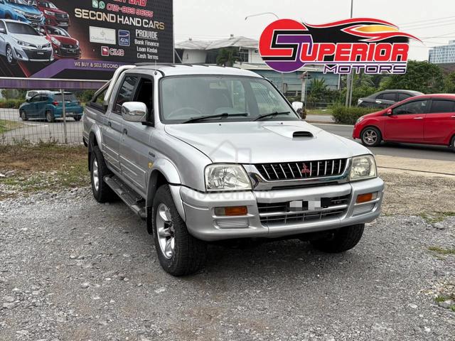 2002 Mitsubishi Storm 2.5 GLS - 4 Speed (A) - 1