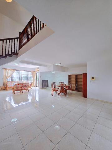 Waikiki Condominium 1