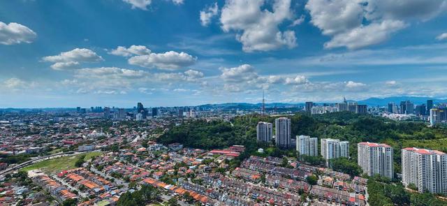 M Aurora, Old Klang Road, Jalan Klang Lama, Kuala Lumpur 1