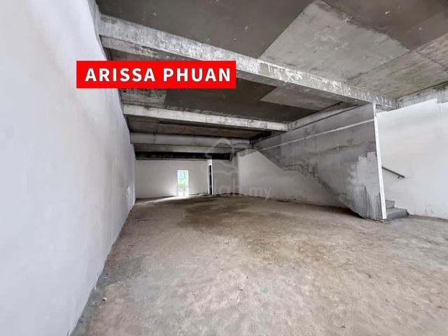 Precinct 10, Tanjung Tokong | 1.5 Storey Commercial Shoplot For Rent 1