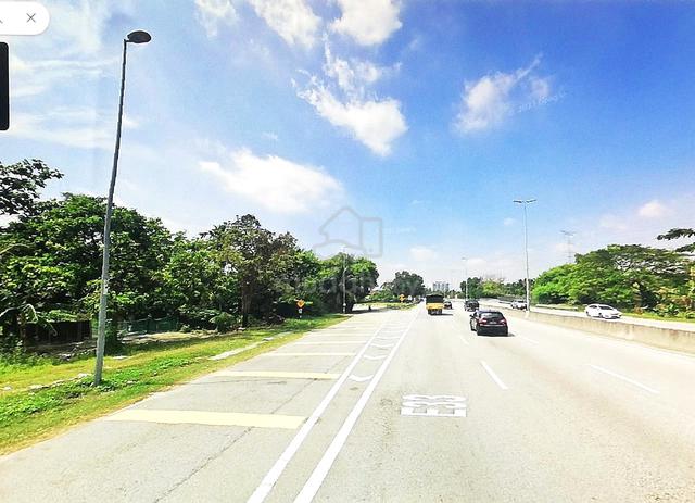 DUKE Highway Frontage 2 Acres of Commercial land. Direct Access 1