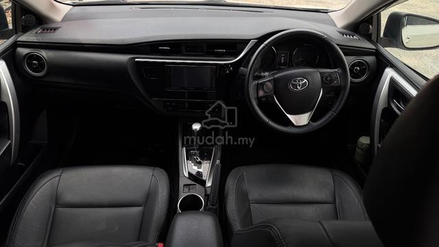 2017 Toyota COROLLA ALTIS 1.8 G Facelift Low Mil - 5