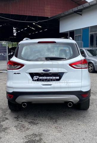 FORD KUGA 1.6 ecoboost Turbo - 4
