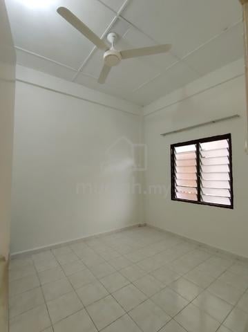 taman saujana Kinabalu room for rent 1