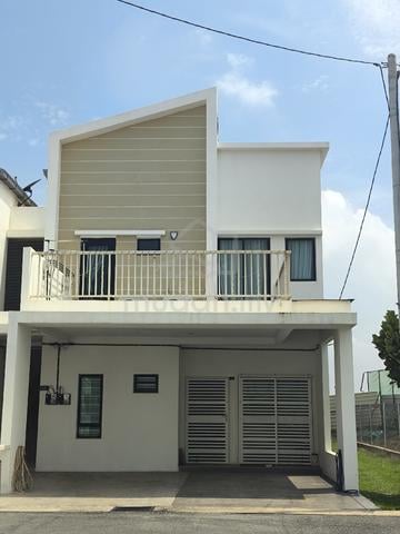 Townhouse for Rent / Rumah Untuk Disewa 1
