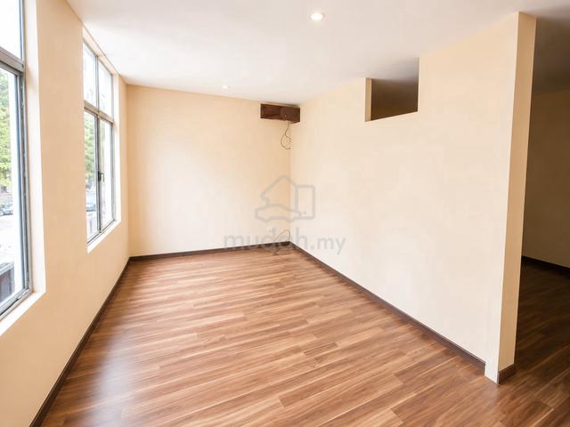 Renovated Office Near Tarco Park For Rent 1