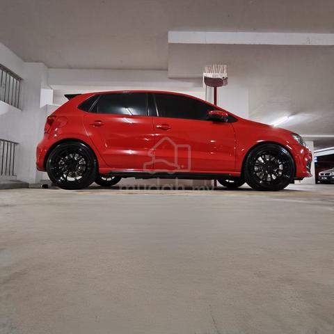Volkswagen POLO 1.4 GTi (CBU) + Disc Porsche 718 - 3
