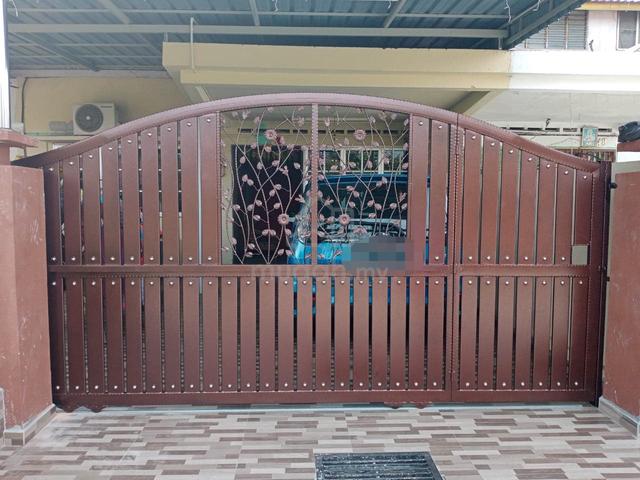 House for Sale in Taman Berjaya 1
