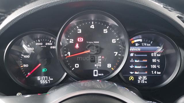 2018 Porsche 718 2.0 CAYMAN (A) S/Chrono Low Mil!! - 3