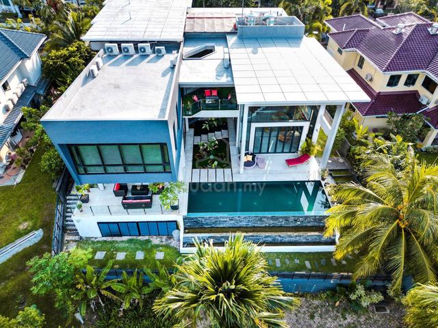 2 Storey Luxurious Modern Bungalow House @ Monterez Golf Club 1