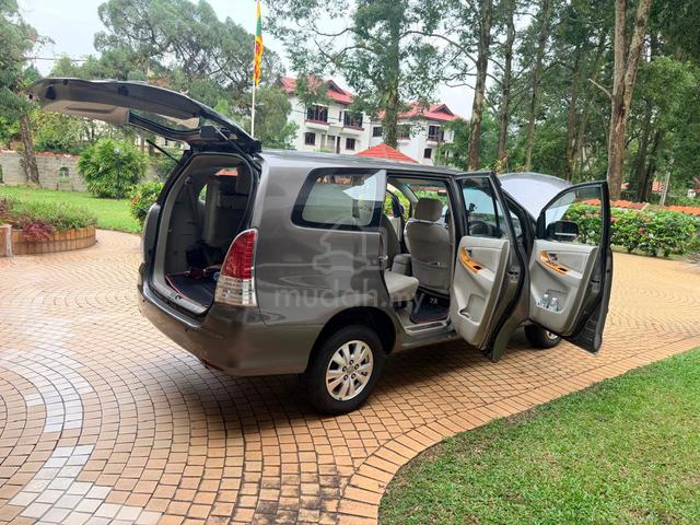 2009 Toyota INNOVA 2.0 G FACELIFT (A) - 5
