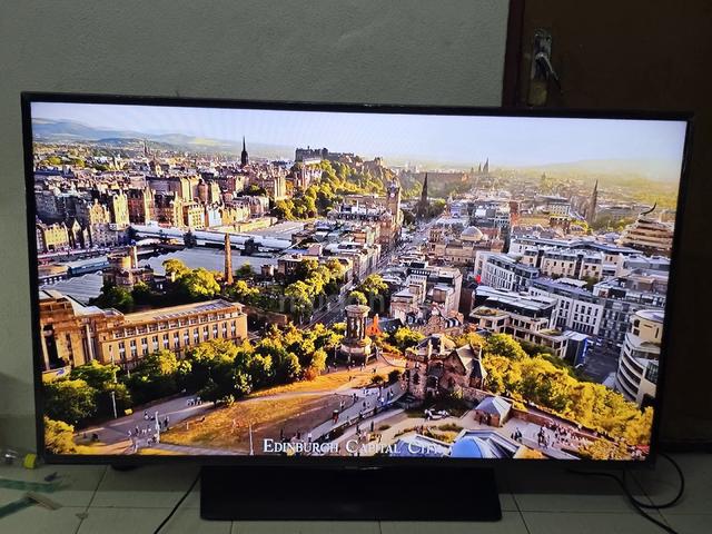 Carousel Image