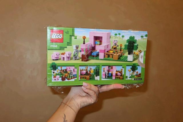 lego - photo 2 of 2