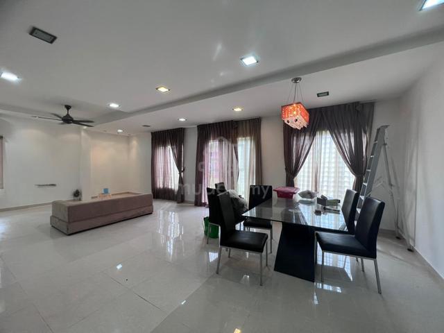 Fully Renovated Corner 2 Storey Terrace 1