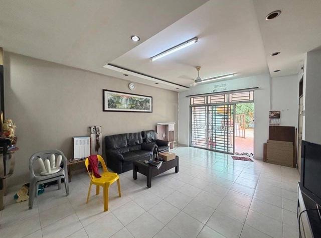 Jalan Bestari/ 2 Storey/ Nusa Bestari/ Bukit Indah/ 4bed 3bath/ Cheap 1