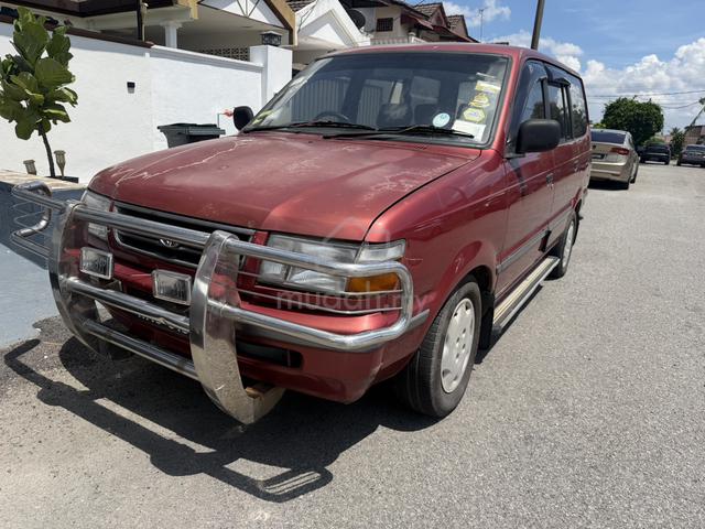 2000 Toyota UNSER 1.8 GLi (M) - 2