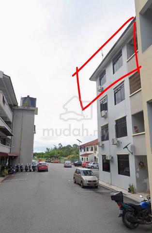 Pangapuri Warisan Jalan Junid Muar 1