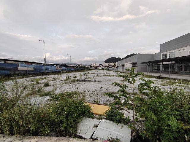 Selayang Land (FACING MAIN ROAD/1.9 Acres/Strategic/Beside Honda/Ready 1