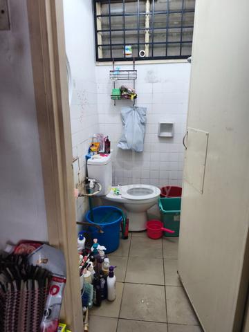 Perdana Court 1