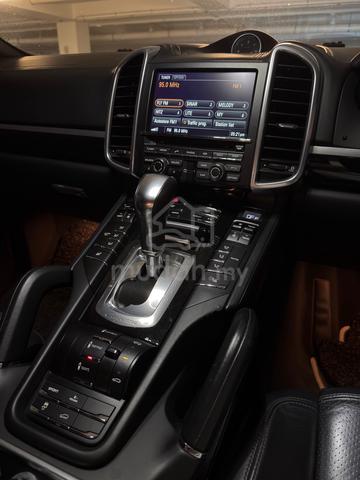 2013 Porsche CAYENNE 3.0 S HYBRID 958 (A) - 4