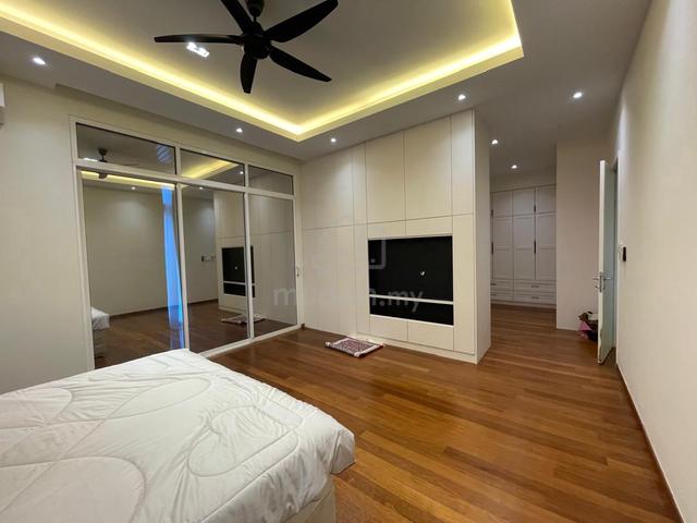 CORNER (Gated Guarded) Residensi SiGC Semi D 3