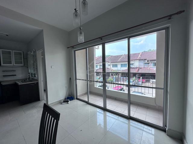 For Sale: Spacious 3 Bedroom Townhouse in Serdang Heights, Malaysia 1