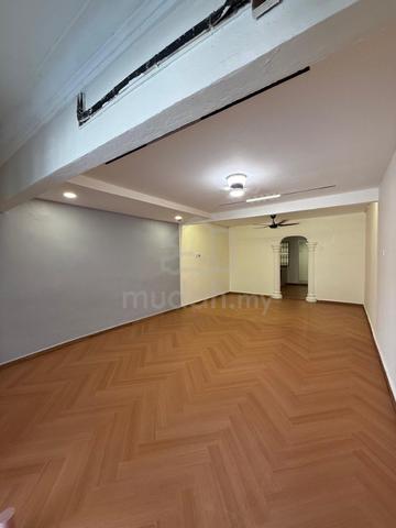 Jalan lembah, Taman Desa Jaya, Desa Cemerlang, Rumah Siap Ubahsuai, 1