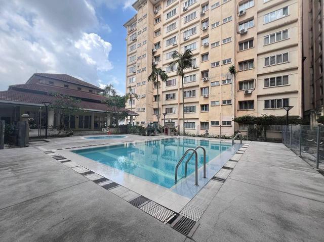 Kenaria Condominium 1