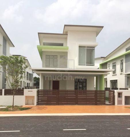 Freehold, Furnished,Bungalow-Link Double Storey Casa Idaman Setia Alam 1