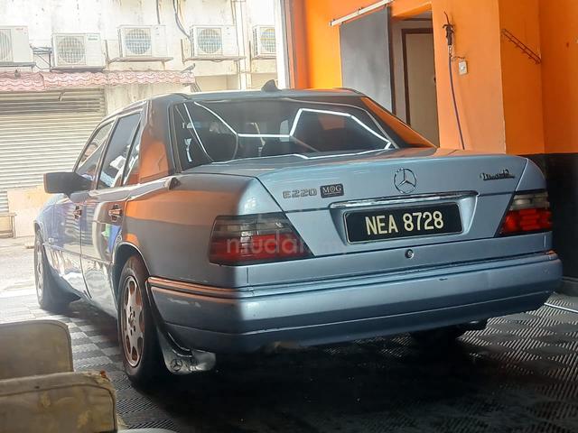 1995 Mercedes Benz 230E 2.3 W124 (A) - 4