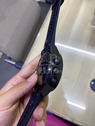 GARMIN FENIX 5s PLUS - photo 3 of 6