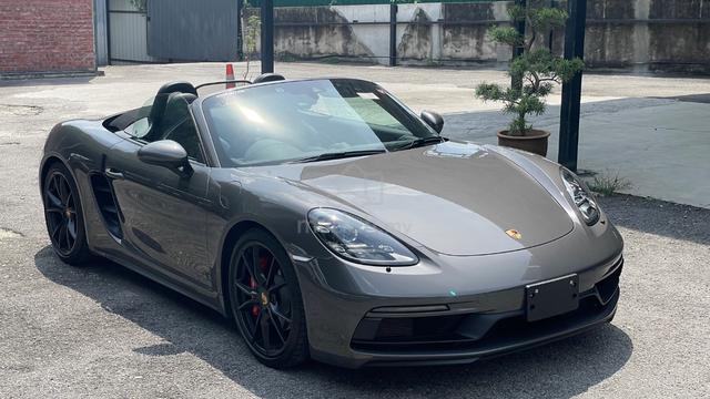 Rare GTS 2020 Porsche BOXSTER S 2.5 - 4