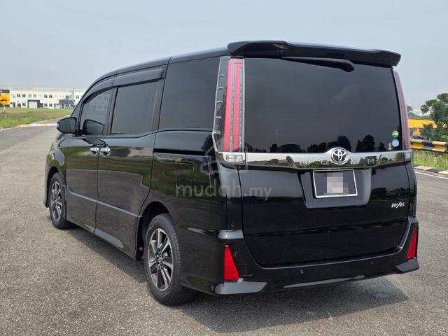 2020 Toyota NOAH 2.0 WXB (A) - 5
