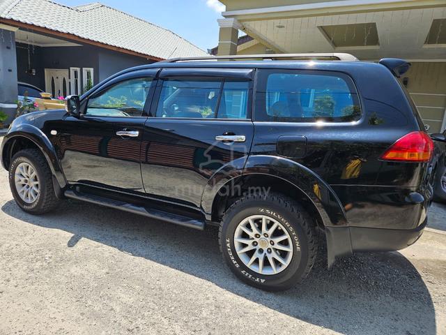 2011 Mitsubishi PAJERO 2.5 SPORT VGT (A) - 1