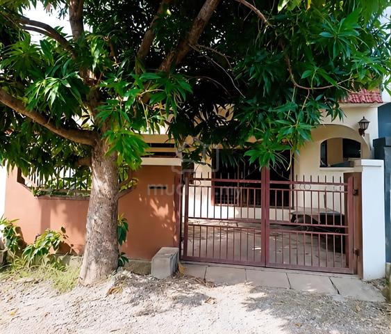 Below MV 27%, 1-Storey Terrace House @ Lebuh Seraya, Taman Petaling 1