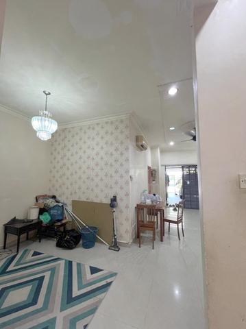 FULLY RENOVATED FACING OPEN Single Storey House Bandar Tasik Puteri 1