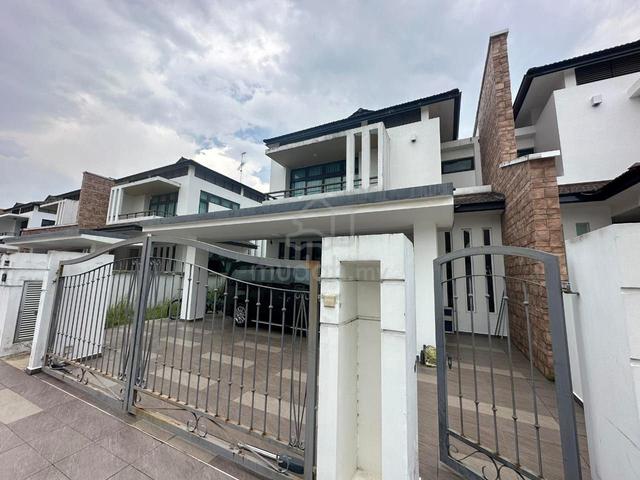 Eco Botanic Double Storey Semi D with Good Condition Hot Area!!! 1
